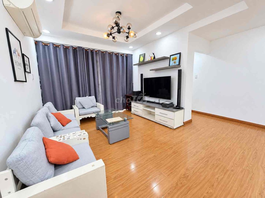 Rent 3 bedrooms 121 meters 2 in New Sai Gon