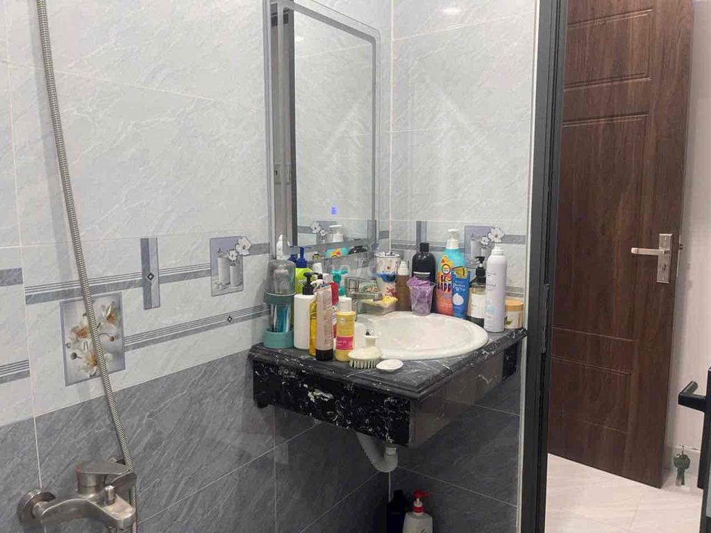 Renting new house Nguyễn Đình Chiểu District 3.