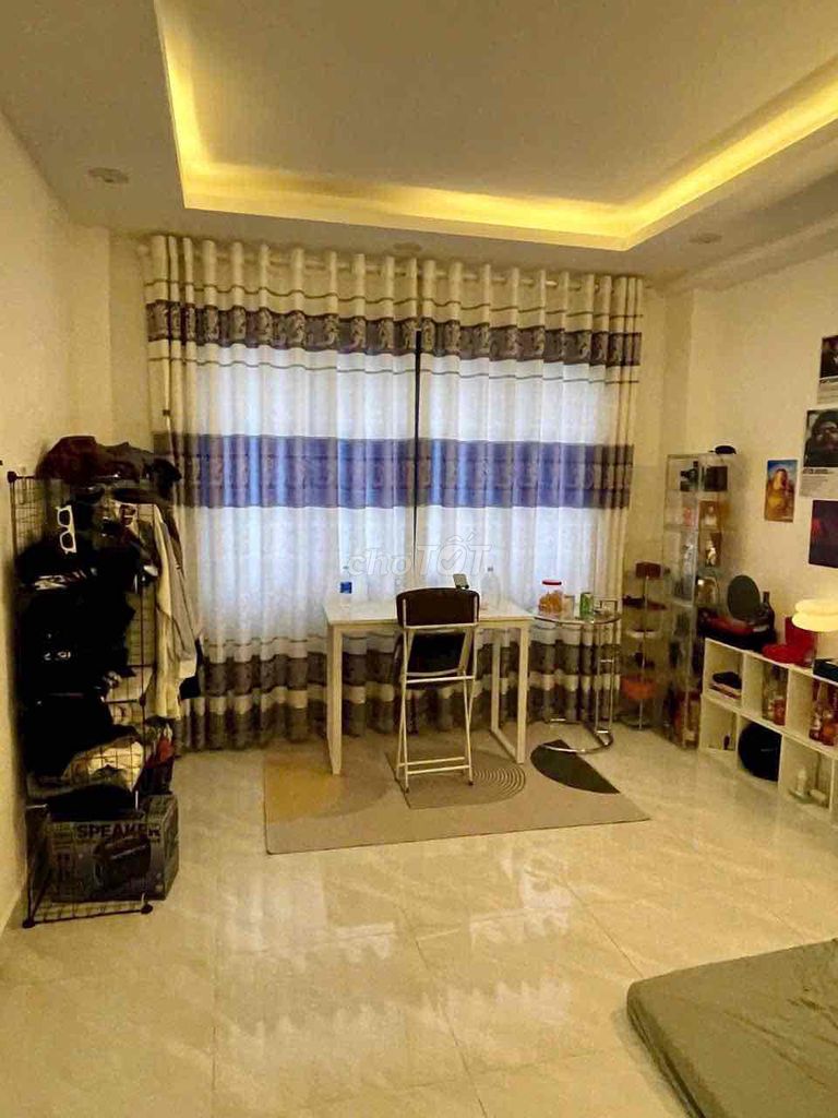 Renting new house Nguyễn Đình Chiểu District 3.