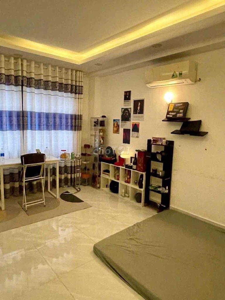 Renting new house Nguyễn Đình Chiểu District 3.
