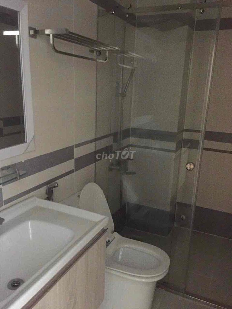 Renting new house Nguyễn Đình Chiểu District 3.