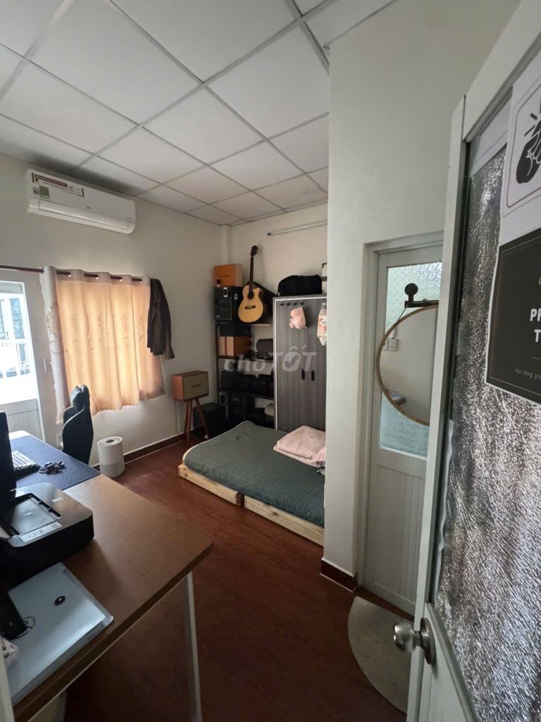 Rent a Duy Tân,Phú Nhuận,35 meters2, 2 bedroom 14 million.