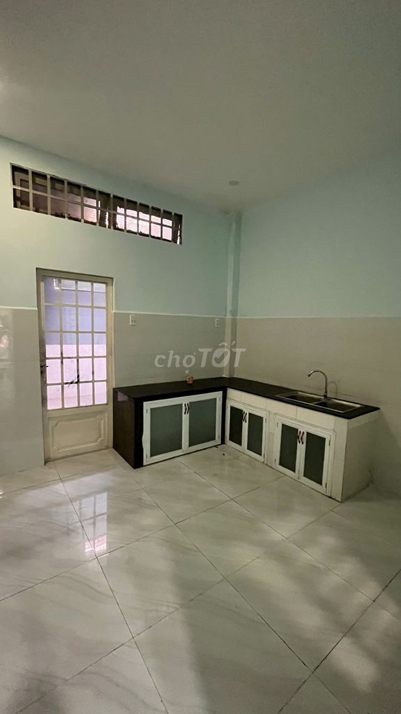 Rent a 1kd Street 1 6 area 4 x 25 meters 1 st floor