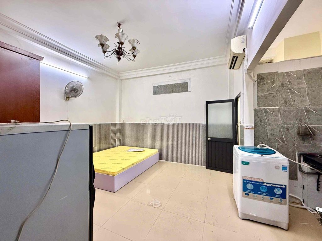 Rent room Tet Full interior 4/4 cars at an even inch of an inch of avelliary