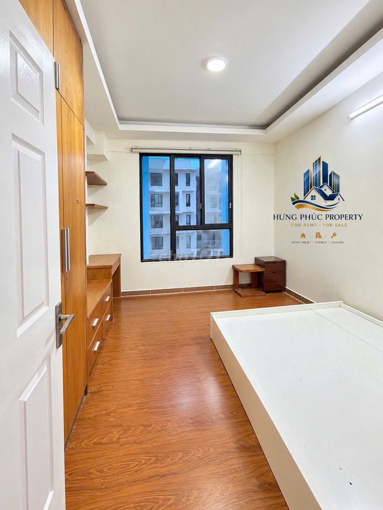 Rent apartment three bedrooms-- era town goodness, District 7