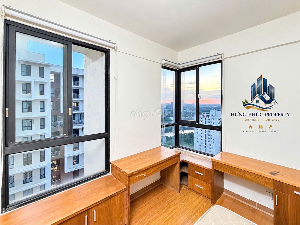 Rent apartment three bedrooms-- era town goodness, District 7