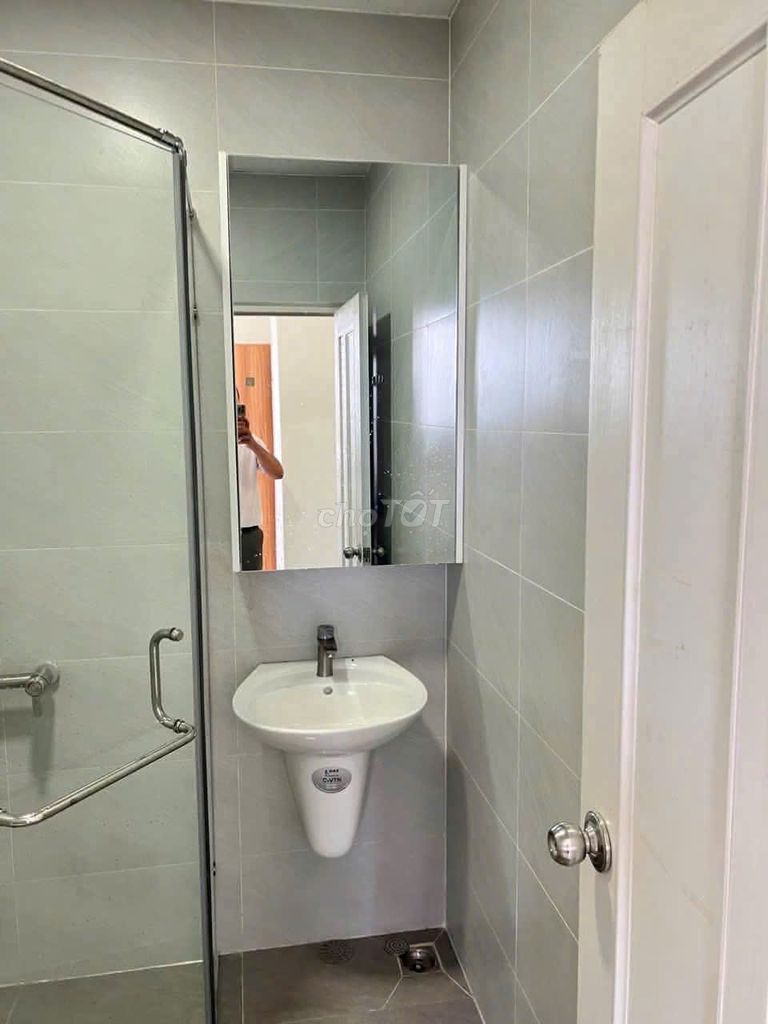Đặng Văn Ngữ building, bedroom: 1 p sleeps, 50 meters2, full interior, 9.5 million a month.