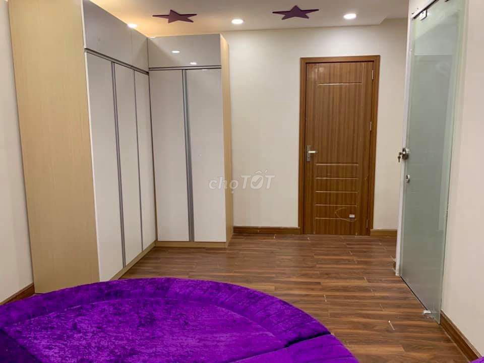 Screc Tower 120 M2 3 bedroom 2 toilets - a cool high floor - 15 million a month