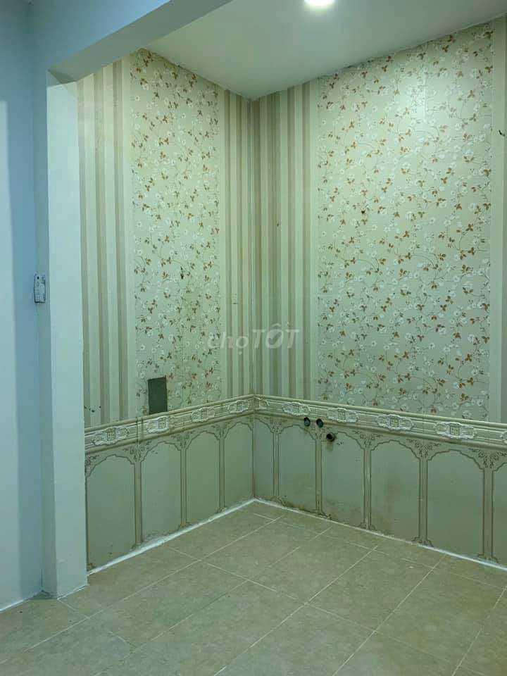 Screc Tower 120 M2 3 bedroom 2 toilets - a cool high floor - 15 million a month