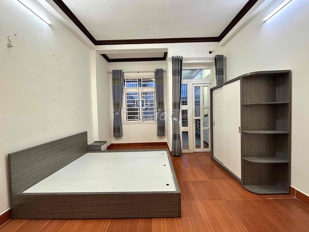 studio 35 M2 comfortable right down 3 east light, Nguyễn Ảnh Thủ