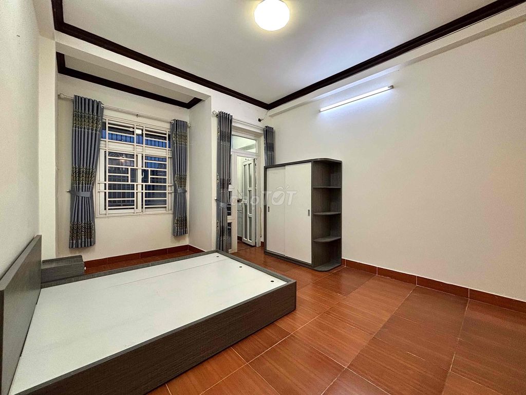 studio 35 M2 comfortable right down 3 east light, Nguyễn Ảnh Thủ