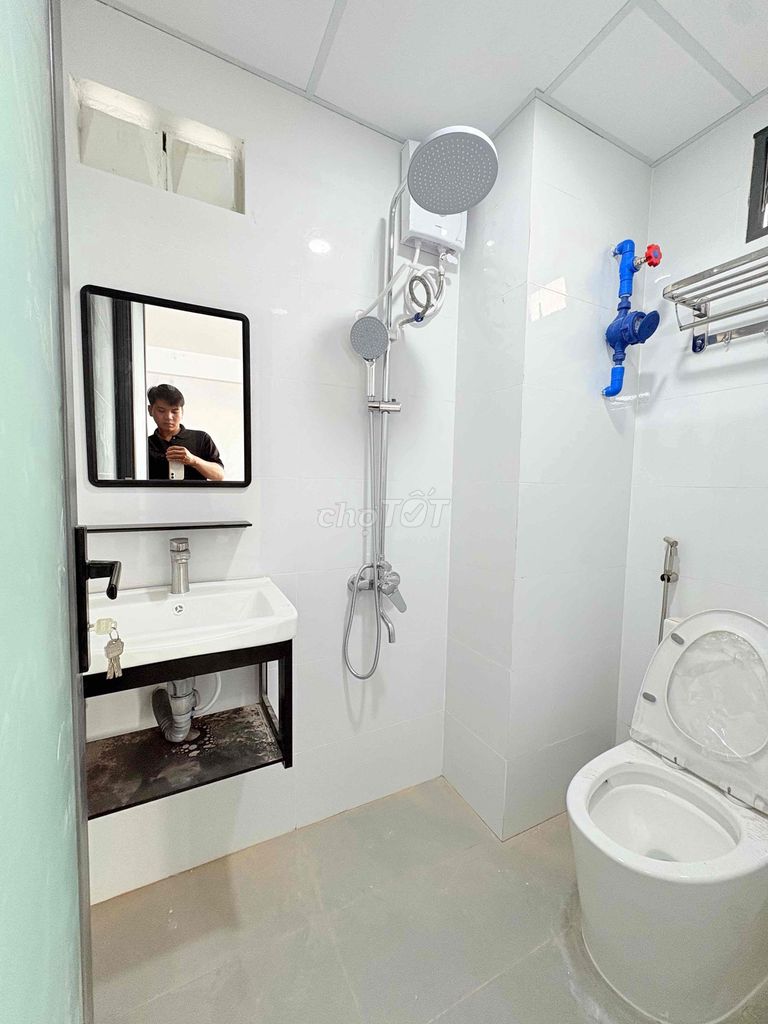 Please rent the Vườn Lài window balcony.