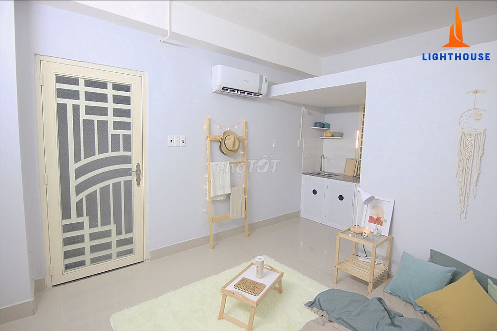 The little room is comfortable enough to be near Li Lang, the Minister's Field of Wentry.