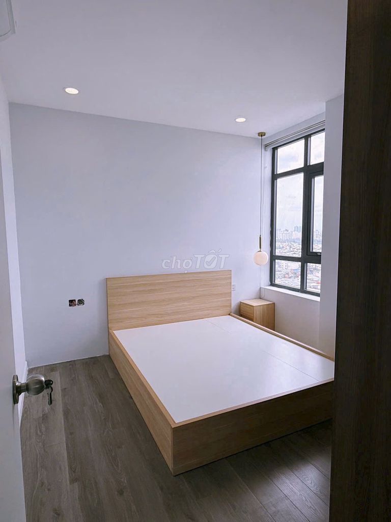 Rent Central Premium. 8–3 bedrooms 2 toilets. 17 million.