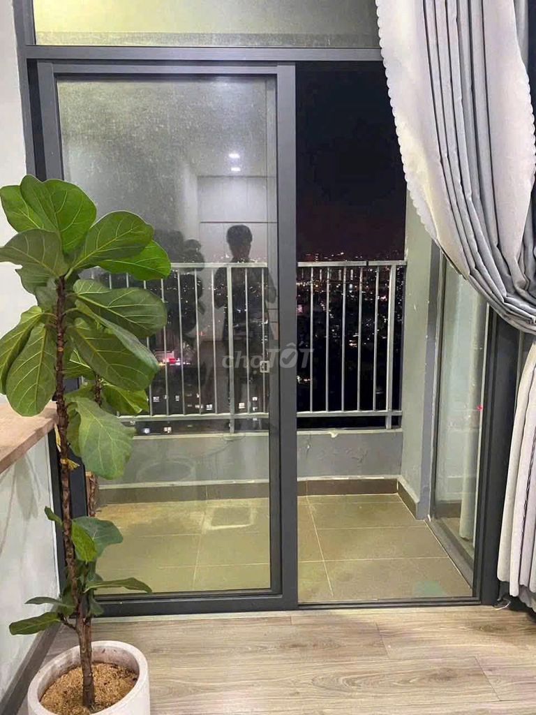 High-level Res Green-Feder, Full Seven, 3 bedrooms cost 16 million a month.