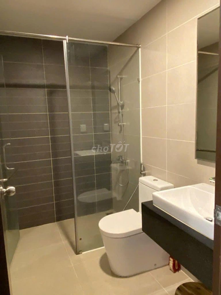 High-level Res Green-Feder, Full Seven, 3 bedrooms cost 16 million a month.