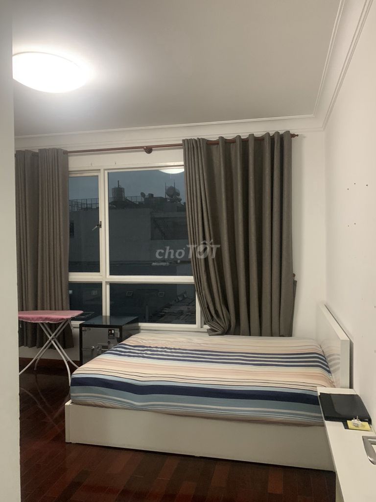 Two Price bedrooms. Good.