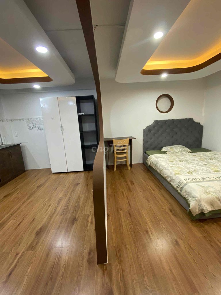 K300-full interior cheap room