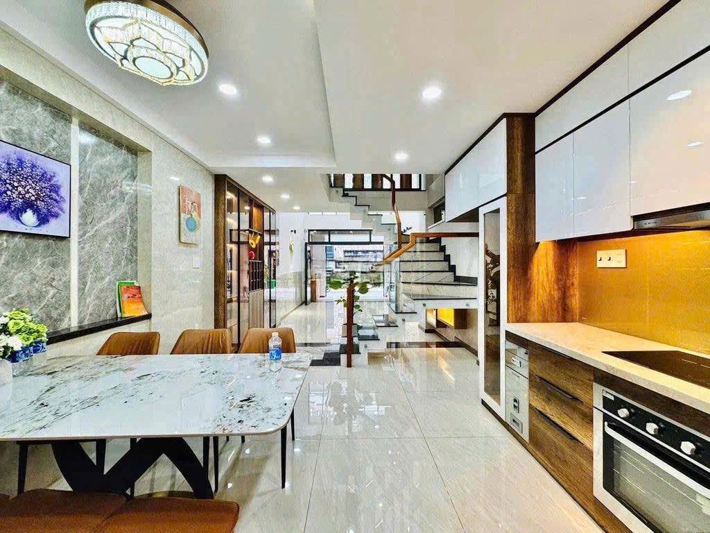 Rent an 80/50 A Duy Tân-7-3 15 Q. Phú Nhuận.