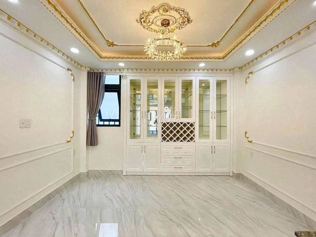 Fourth floor bedroom. 5 toilet 2 Trường Thọ, Thủ Đức