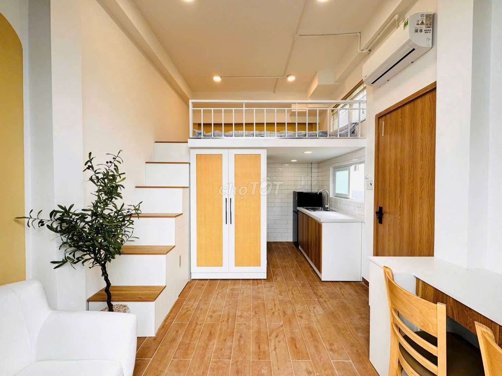 I built a student's room. P goes down Thủ Đức-ute-hutech E.