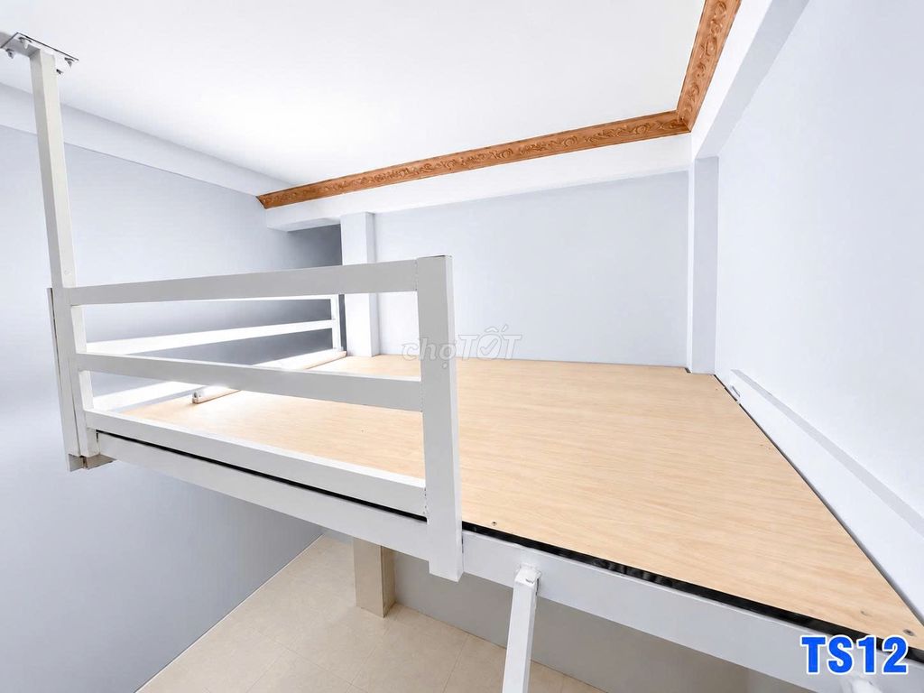 Two cheap rooms, second base.