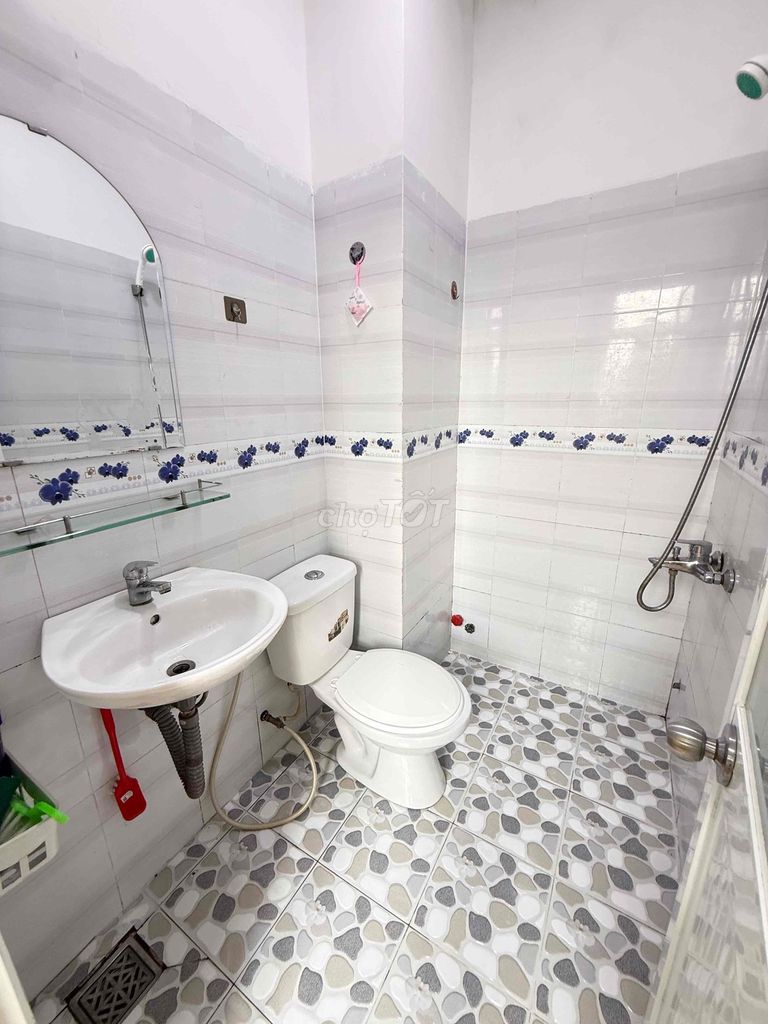 The Room for Full Building Fire