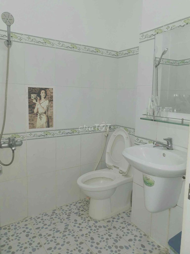 Hotel Hotel, District 12.