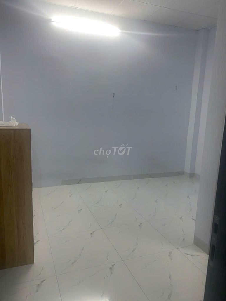 The owner of the boarding room