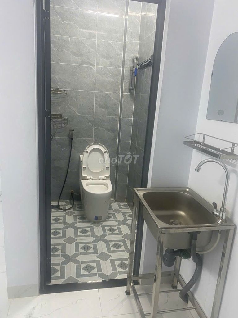 The owner of the boarding room