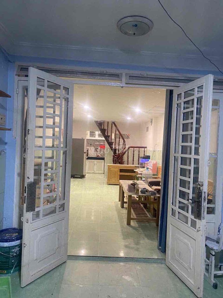 The furniture, 3 x 12th floor, 2nd floor bedroom, 2 toilets, 14 Gò Vấp violations.
