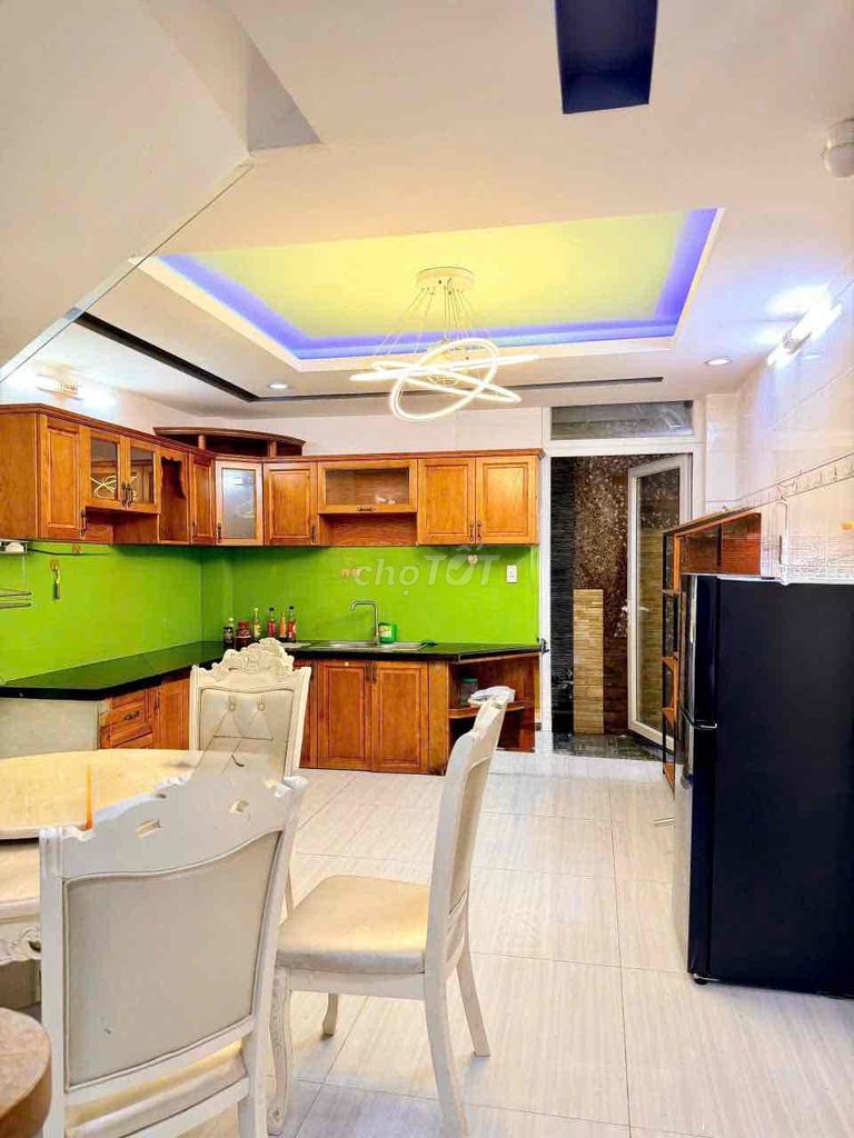 Rent Lê Văn Quới, 4 bedrooms, full interior-- 18 million a month.