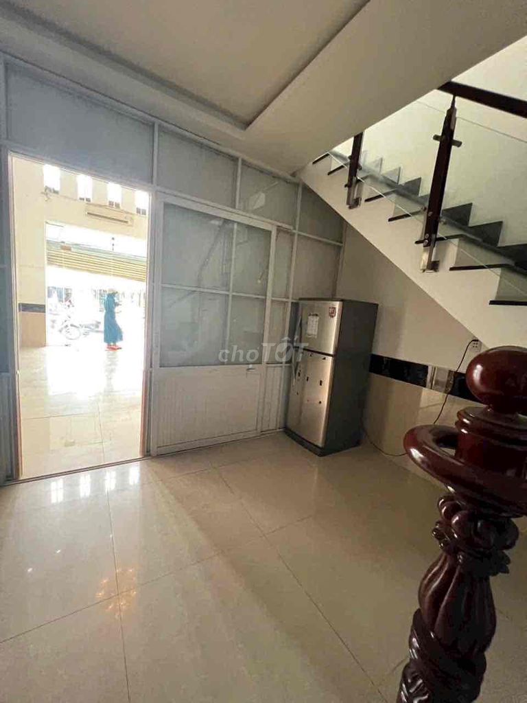 Rent Hà Huy Giáp cash houses - business - do vp can stay