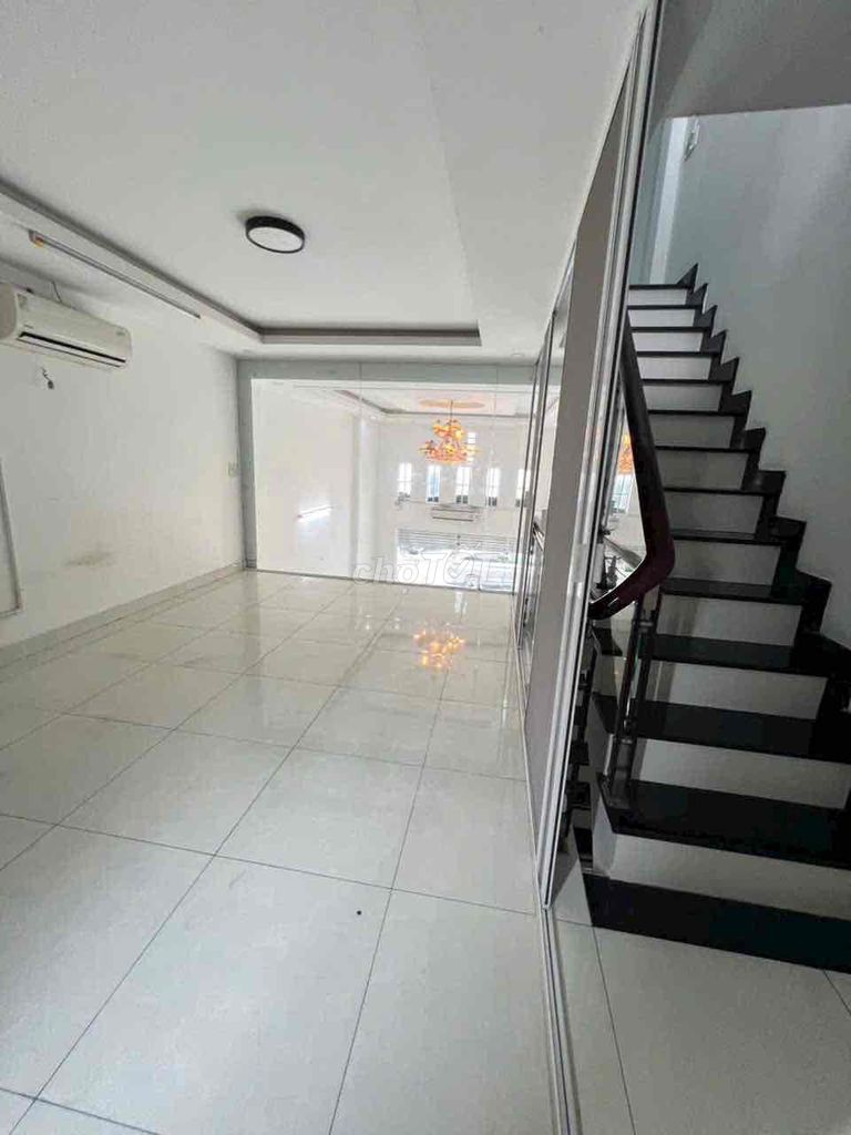 Rent Hà Huy Giáp cash houses - business - do vp can stay
