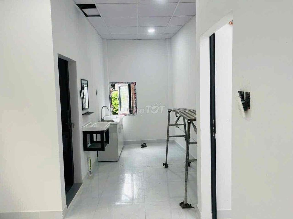Rent a parson at 277 Thai district 10 24 meters 4th floor 2 bedroom - 14 million