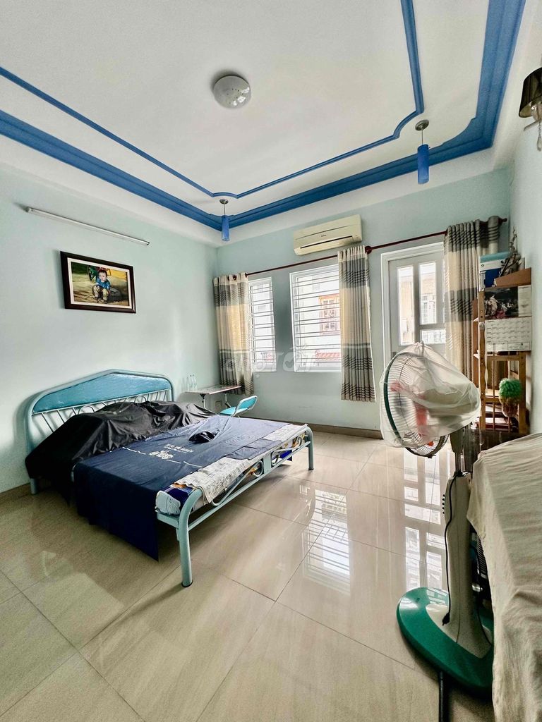 The new Âu Dương Lân-7-3 8-4 x15 m-4 5th floor bedroom 4 toilets - 25 million