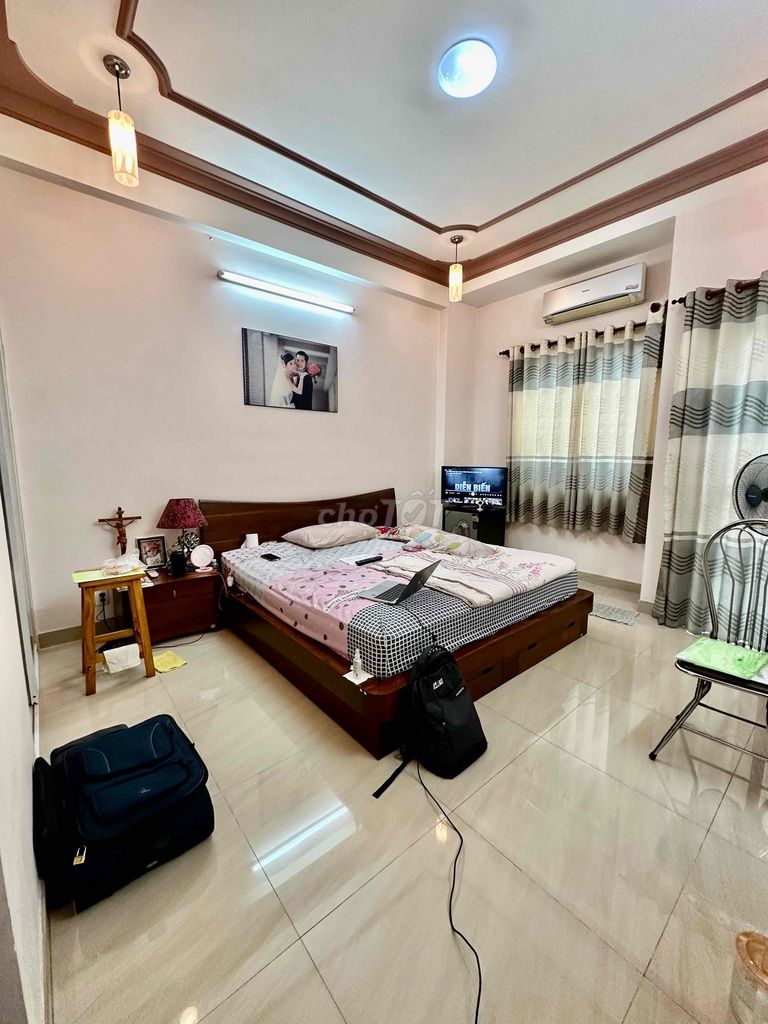 The new Âu Dương Lân-7-3 8-4 x15 m-4 5th floor bedroom 4 toilets - 25 million