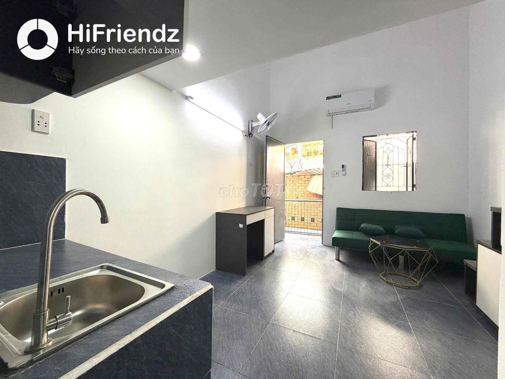 Rent Dupex apartment full balcony furniture, private washing machine-- District 1