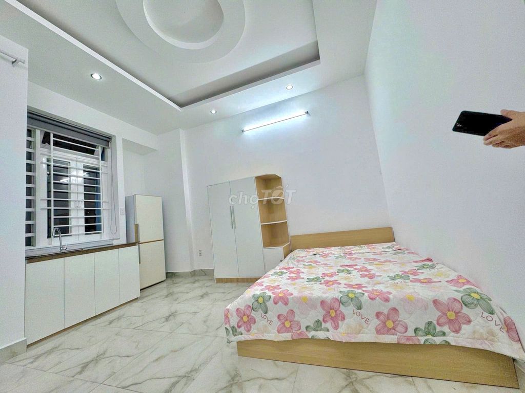 bancol full 5-P walk-in-the-art Nguyễn Tư Giản prize.