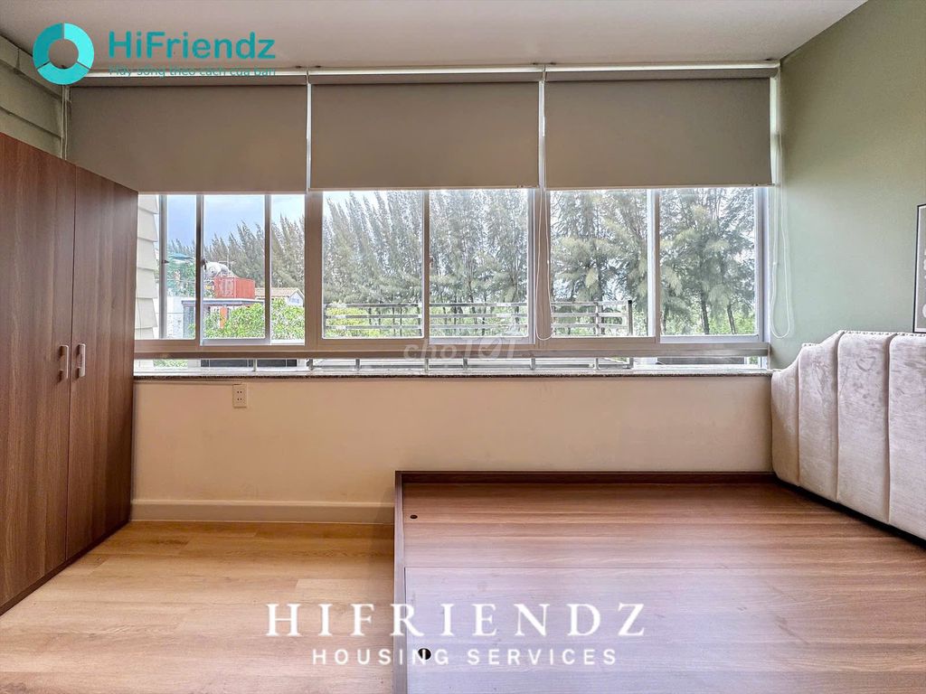studio super full interior large window directly to mid-paint