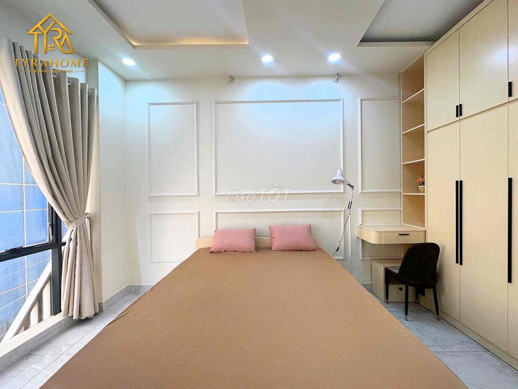 Get a new bedroom, 48 M2 Full of blue furniture.