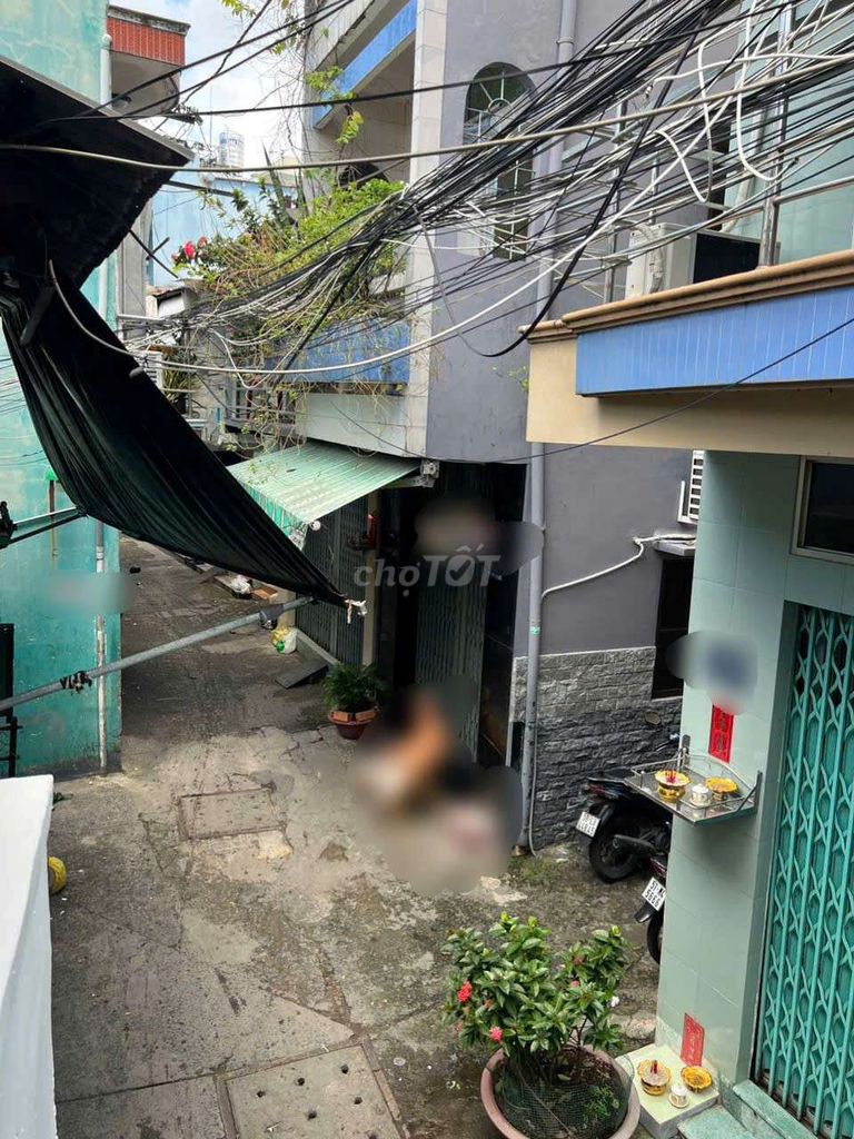 Rent a nice alleyhouse at Bình Đông.713 District 8-- at 7.5 million a month.