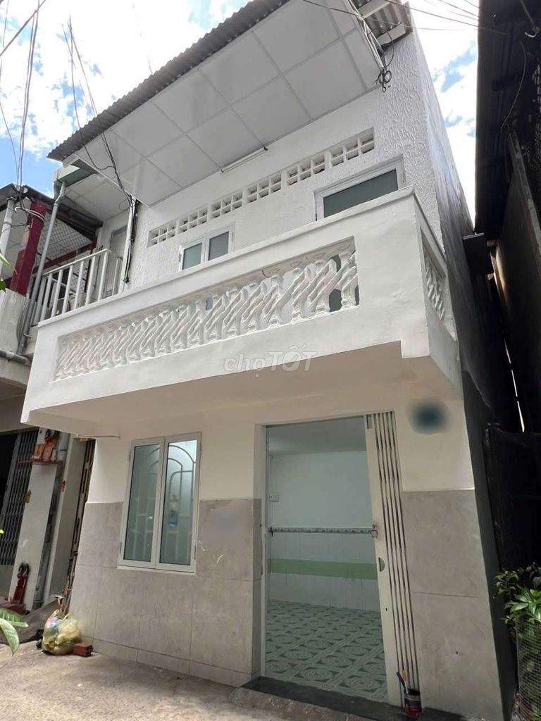 Rent a nice alleyhouse at Bình Đông.713 District 8-- at 7.5 million a month.