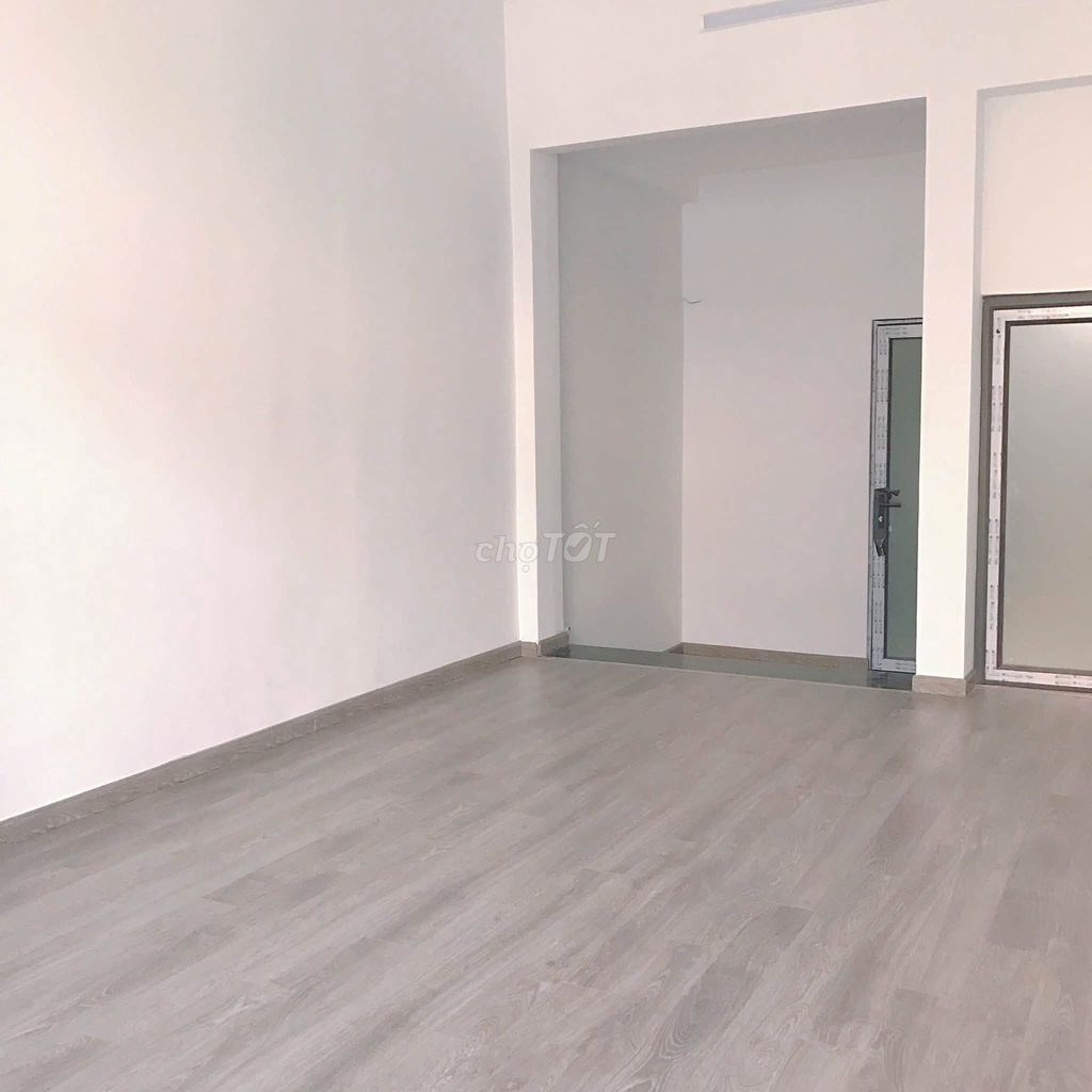 Trần Quang Khải alleyhouse, District 1, 4 x 10 meters, 5 floors, 5 P, 26 million