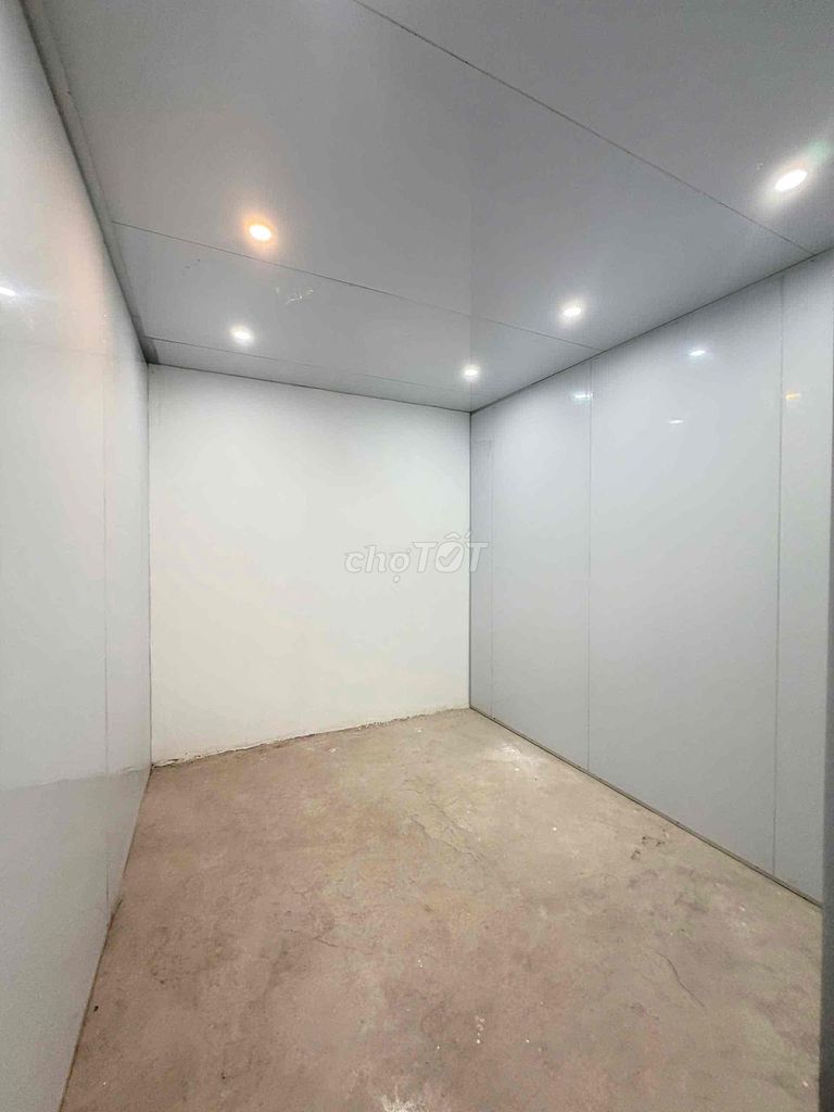 Rent a new house on 146th Street. Nguyễn Văn Khối.