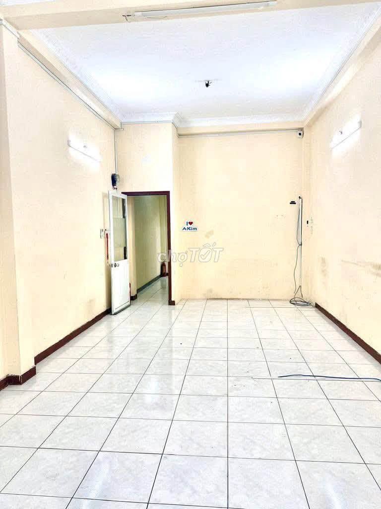 Alley 8 m/22 Sư Vạn Hạnh, District 10, 4 x23 meters, 4 floors, 33 million