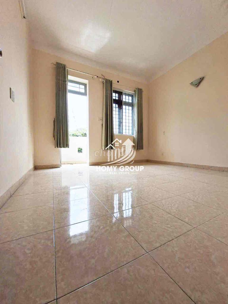 walk-by street near the smooth market - tttmalmal 4 bedrooms 3 toilets At + vpcty