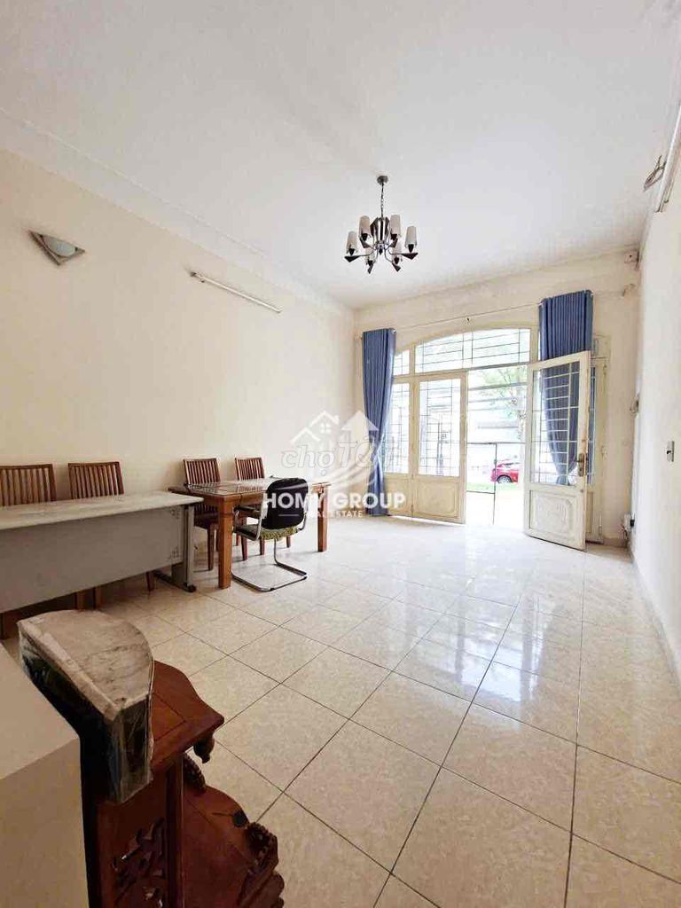 walk-by street near the smooth market - tttmalmal 4 bedrooms 3 toilets At + vpcty