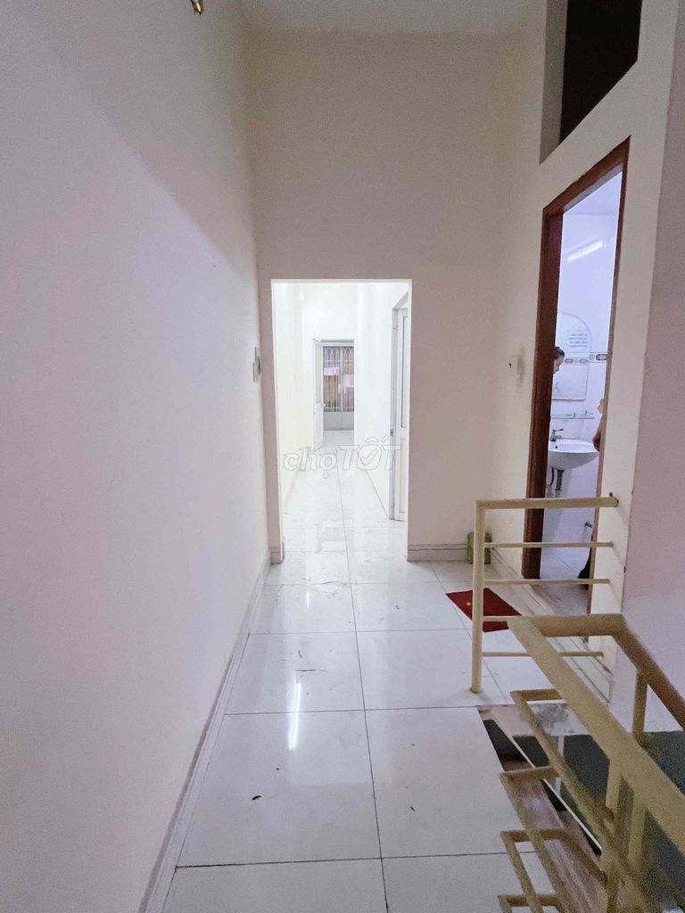 Cash House 1467 AVA 4 x 14 m 4 bedroom 4