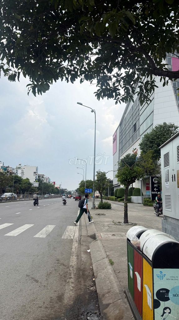 Rent a Tên Lửa road house opposite AKM Bình Tân, 4 x21 meters, 3 floors